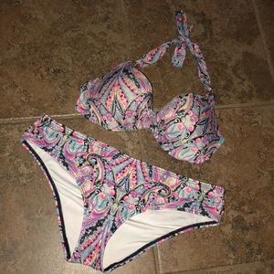 Victoria’s Secret bikini set